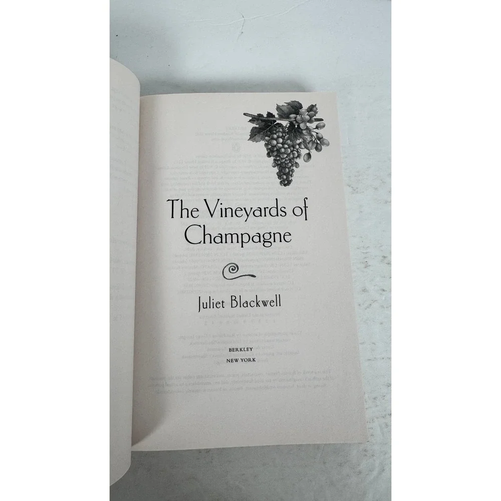Juliet Blackwell Books: Lost Carousel of Provence & Vineyards of Champagne‎